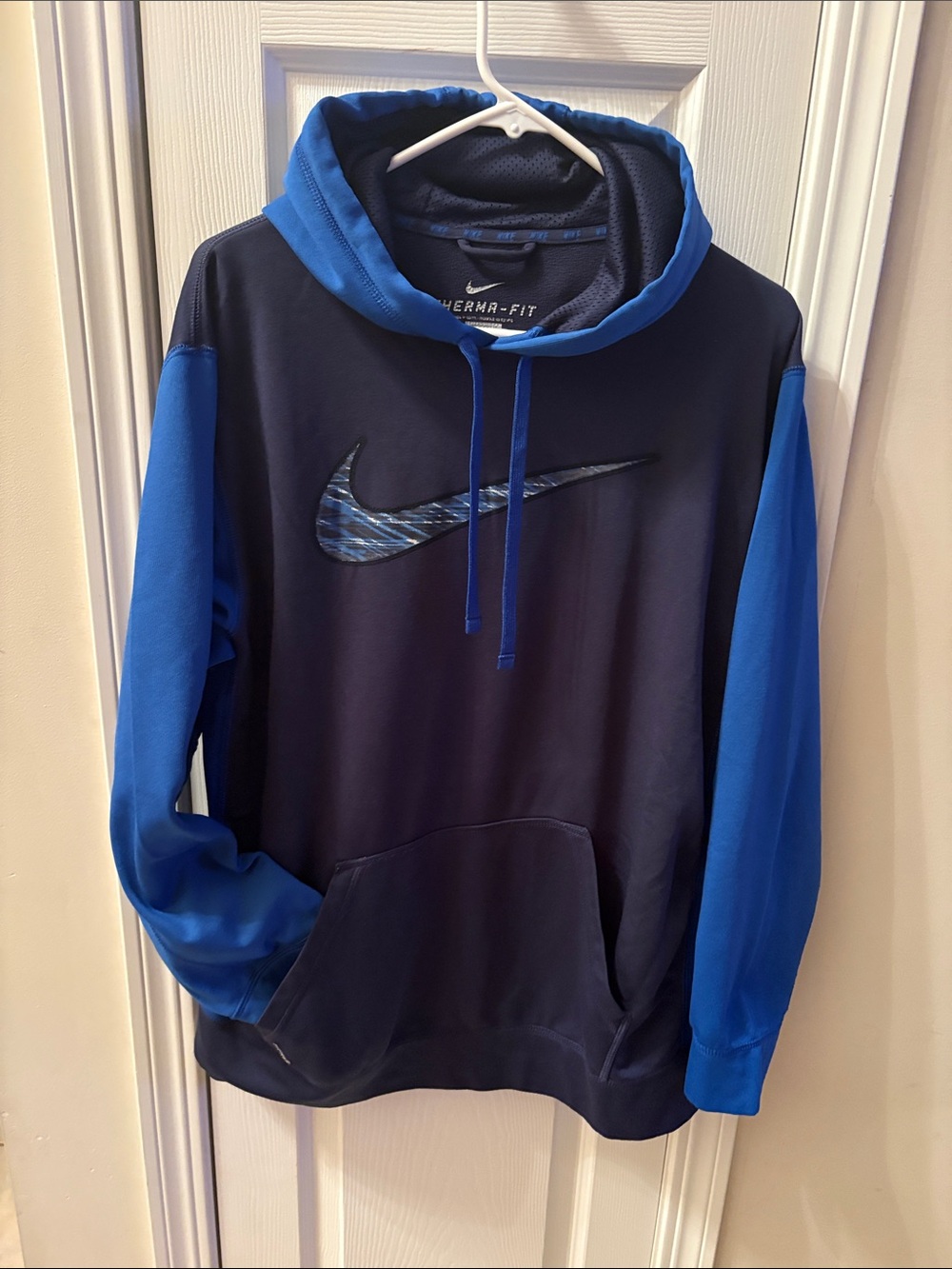 Nike Navy and Royal Blue Men's Pullover Hoodie